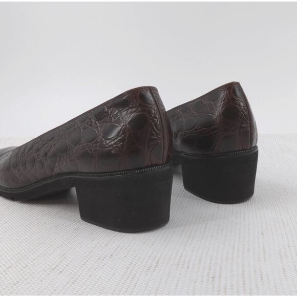 Salvatore Ferragamo Pumps 7.5 Low Heel Narrow Croc Embossed Work Comfort Shoes - Picture 8 of 16